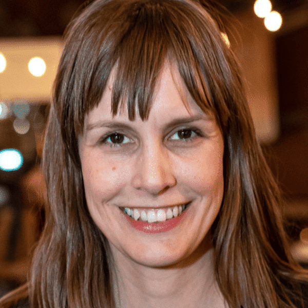 Jenny Lindström Headshot
